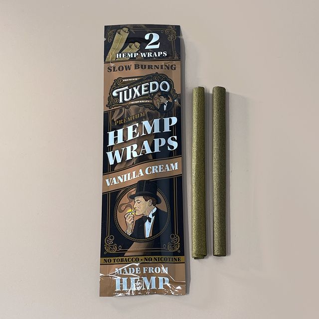 25's - Vanilla Cream Tuxedo 25's - Vanilla Cream Tuxedo