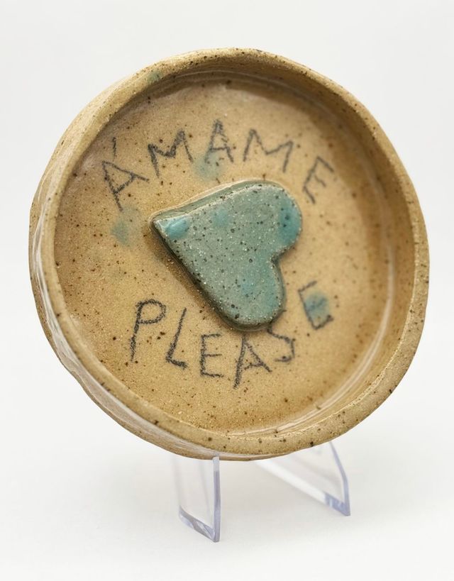 Amame Please Minano Ceramics