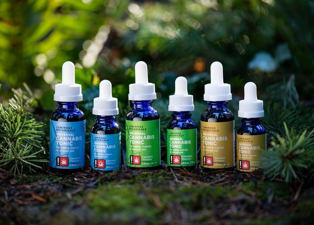 Earth Blend Luminous Botanicals