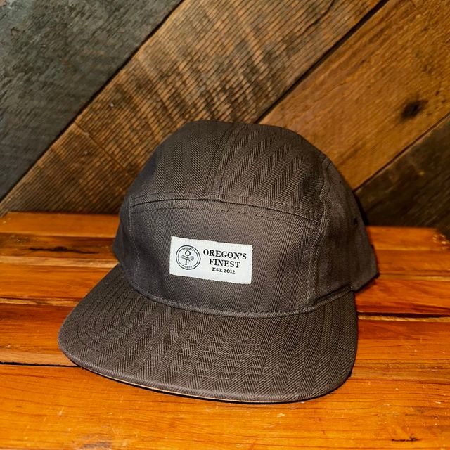 5-Panel Leather Strapback Hat Sl Oregon's Finest