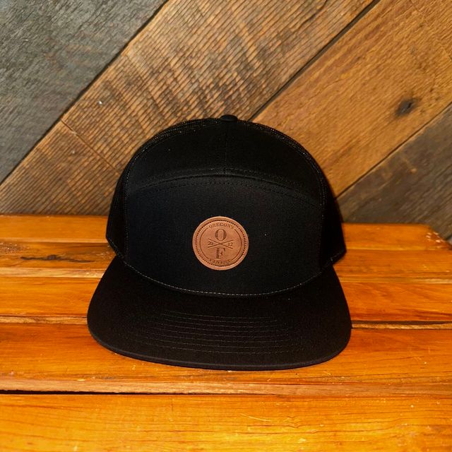 7-Panel Trucker Black Oregon's Finest