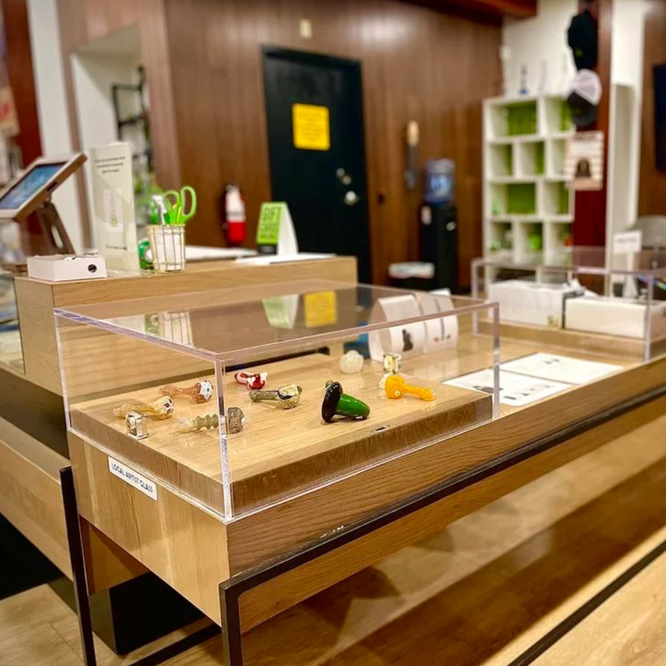 Store Image 2