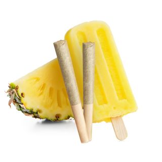 Pineapple Pop | 2ct Flavor Infused Pre-Rolls (.5g Each) Float