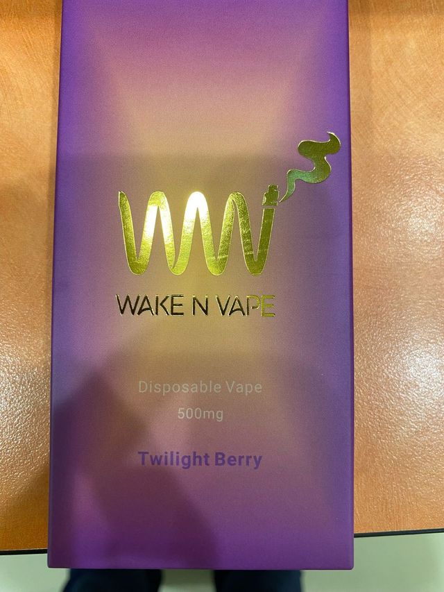 Twilight Berry Disposable Wake N Vape