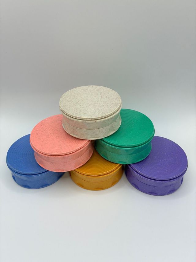 Large Plastic Grinder Blossom Flower