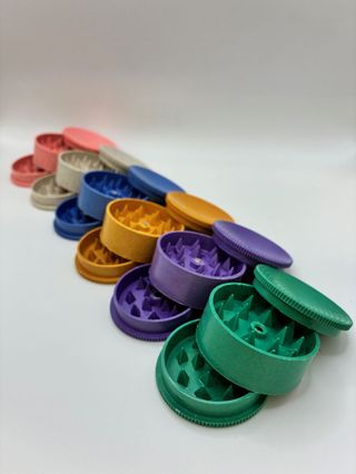 Medium Plastic Grinder Blossom Flower
