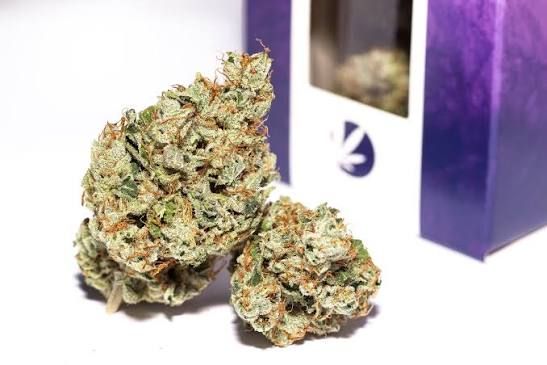 LA Confidential (3.5g) Fleur