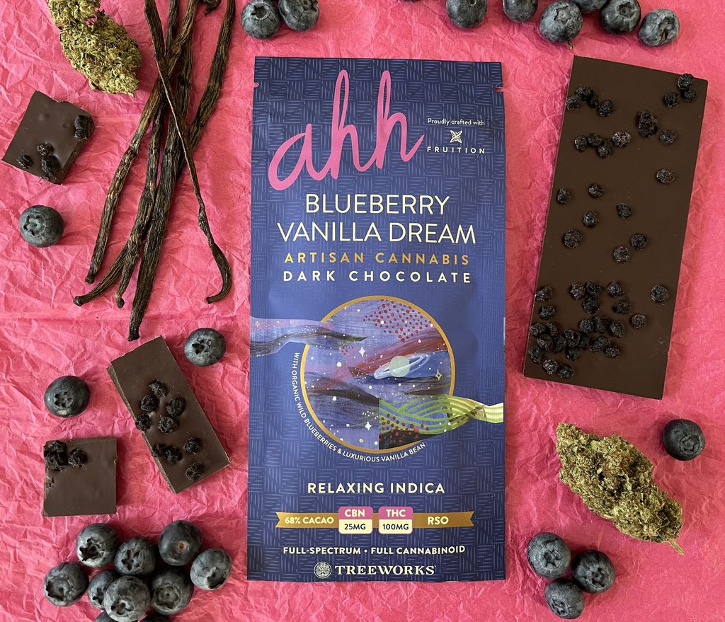 Blueberry Vanilla Dream Chocolate bar