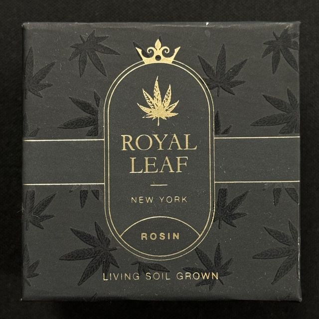 Maple Cake Royal Leaf