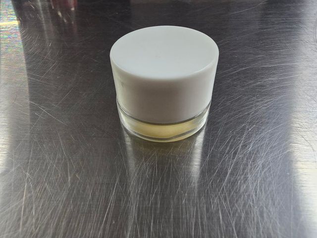 Zeven Up Strawberry Fields Apothecary
