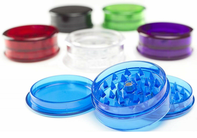 PLASTIC GRINDER 3 PARTS HighGarden