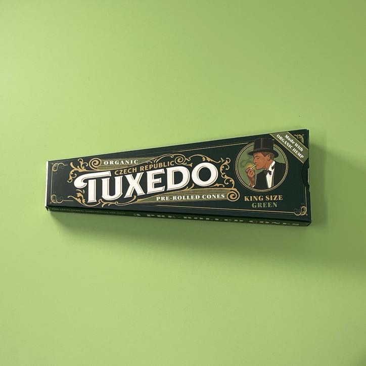 Tuxedo King Size Pre-Rolled Cones (Classic)