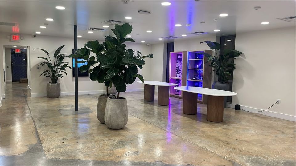 Storefront 3