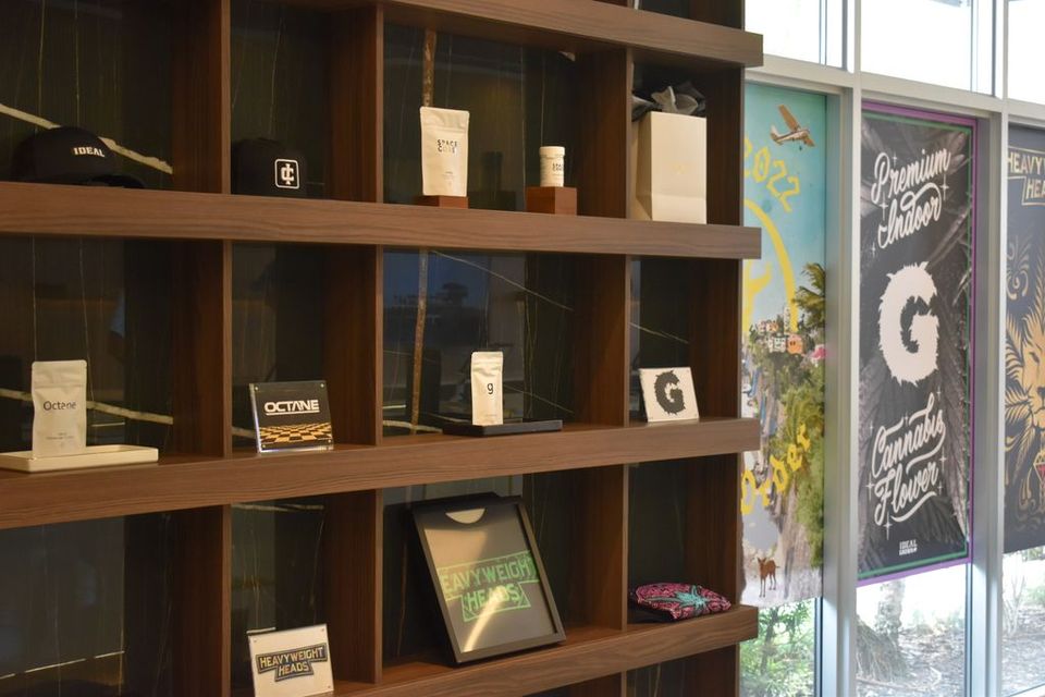 Storefront 3