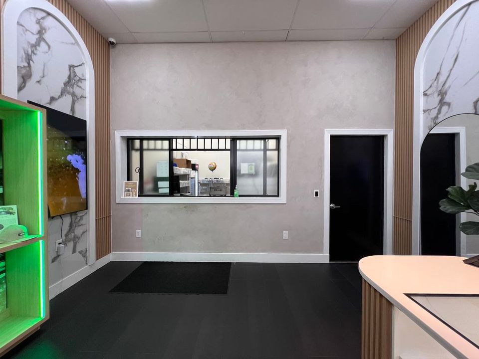 Storefront 2