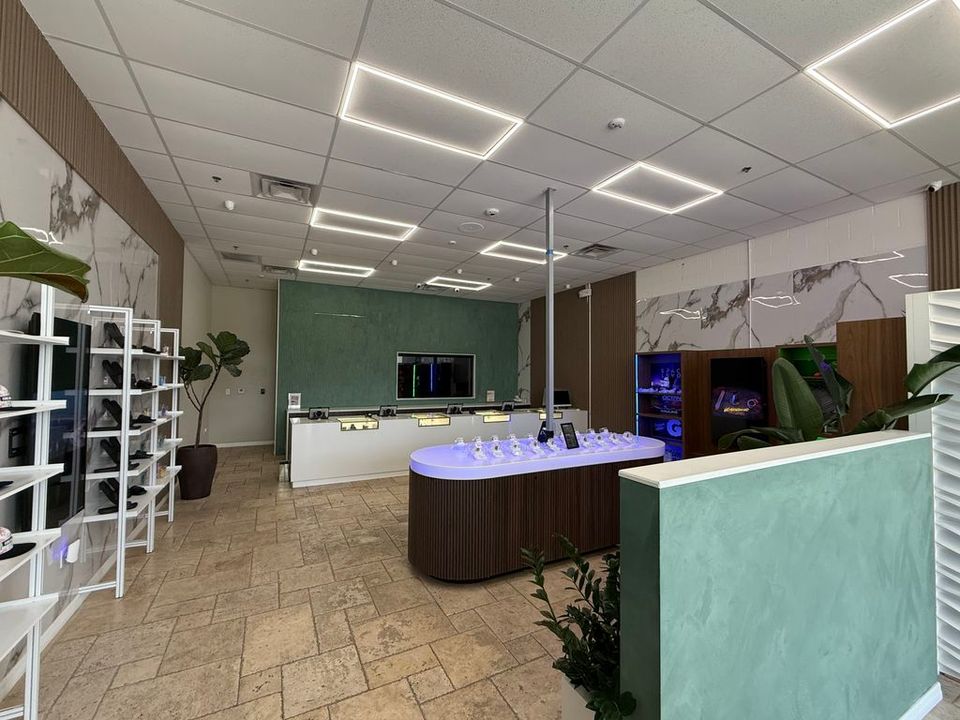 Storefront 3