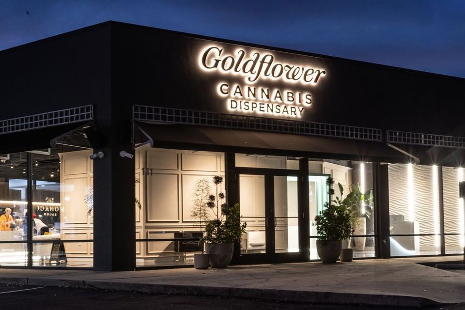 Storefront 4