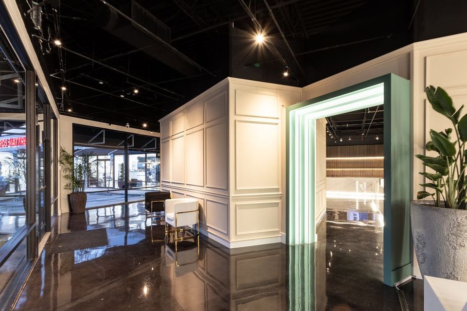 Storefront 3