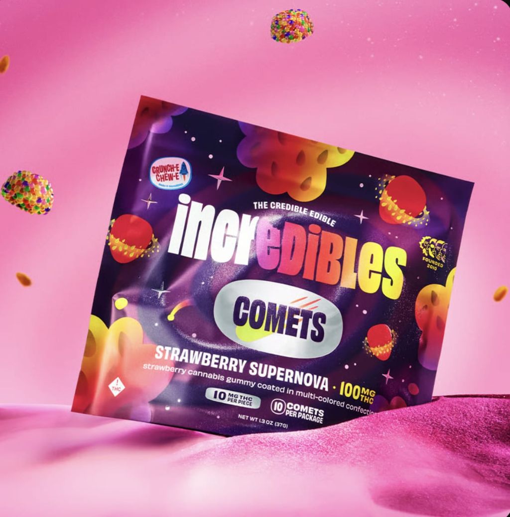 Comets Strawberry Supernova