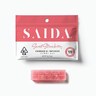 SWEET STRAWBERRY Saida